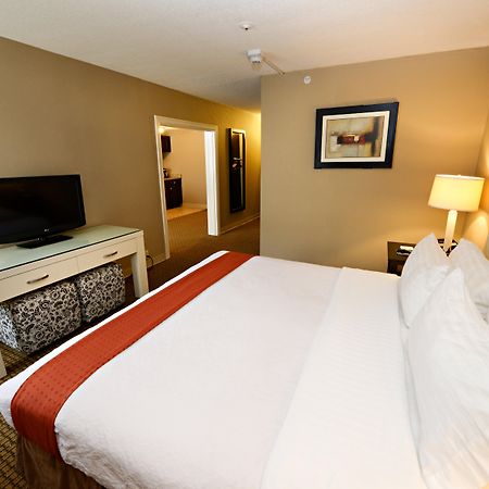 Holiday Inn & Suites Boston Peabody, An Ihg Hotel Ngoại thất bức ảnh