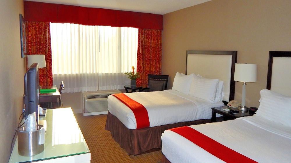 Holiday Inn & Suites Boston Peabody, An Ihg Hotel Ngoại thất bức ảnh