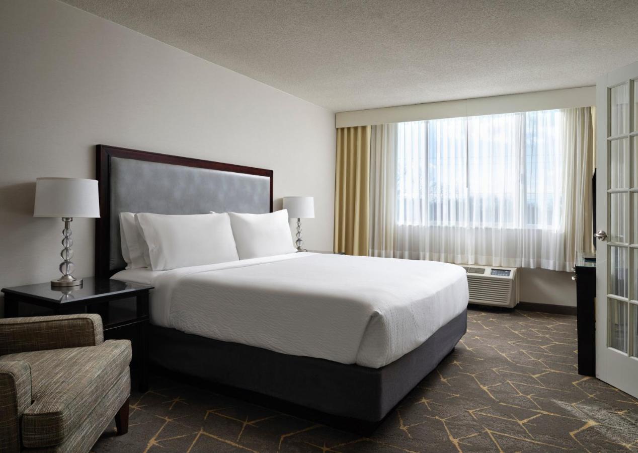 Holiday Inn & Suites Boston Peabody, An Ihg Hotel Ngoại thất bức ảnh