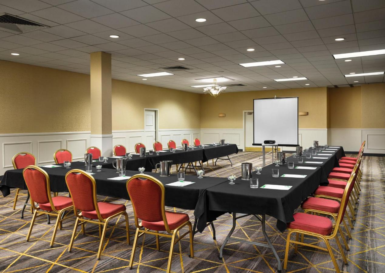 Holiday Inn & Suites Boston Peabody, An Ihg Hotel Ngoại thất bức ảnh