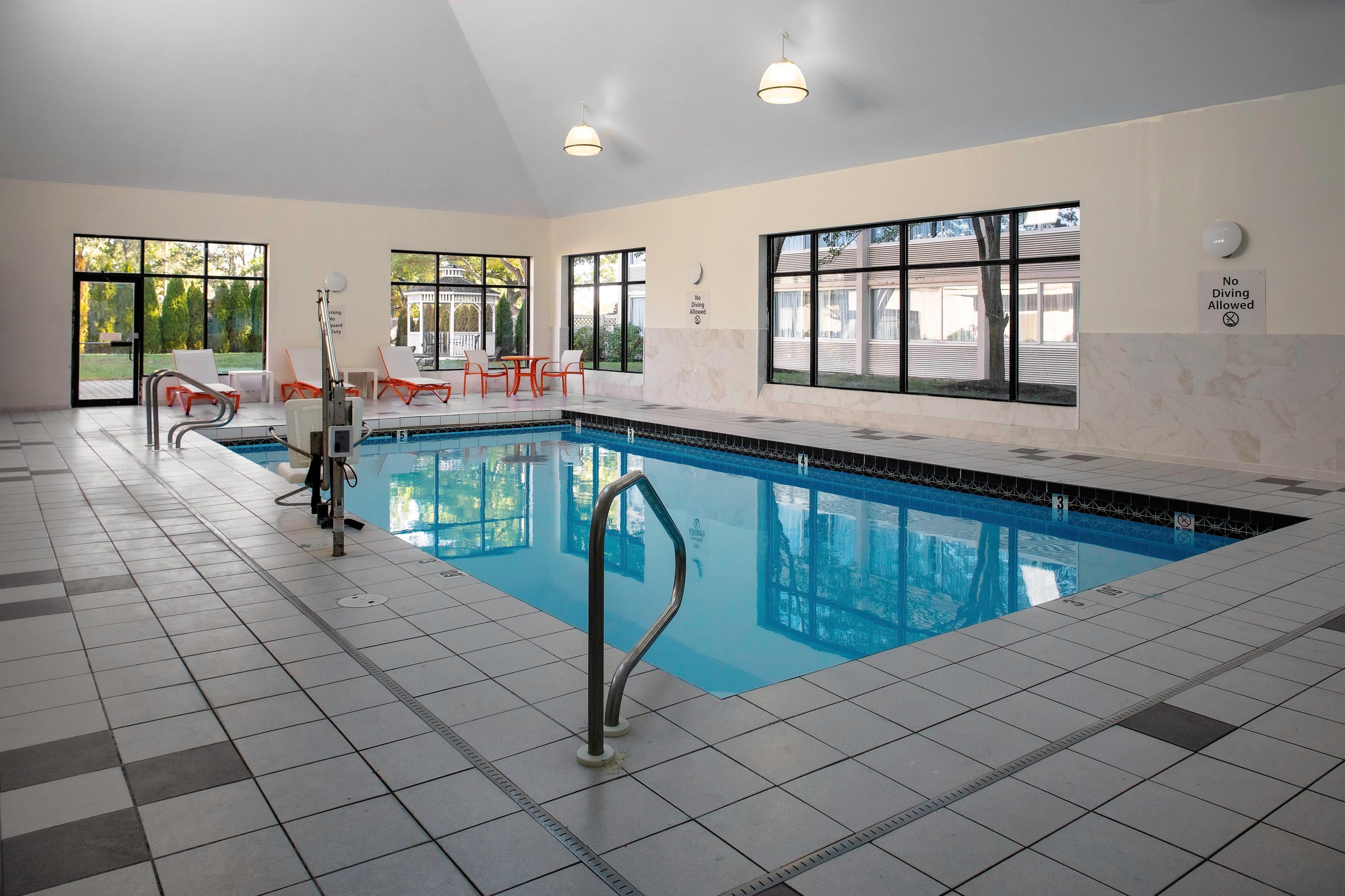Holiday Inn & Suites Boston Peabody, An Ihg Hotel Ngoại thất bức ảnh