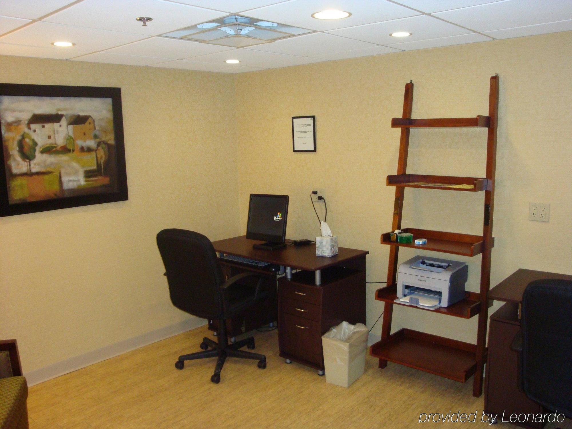 Holiday Inn & Suites Boston Peabody, An Ihg Hotel Tiện nghi bức ảnh